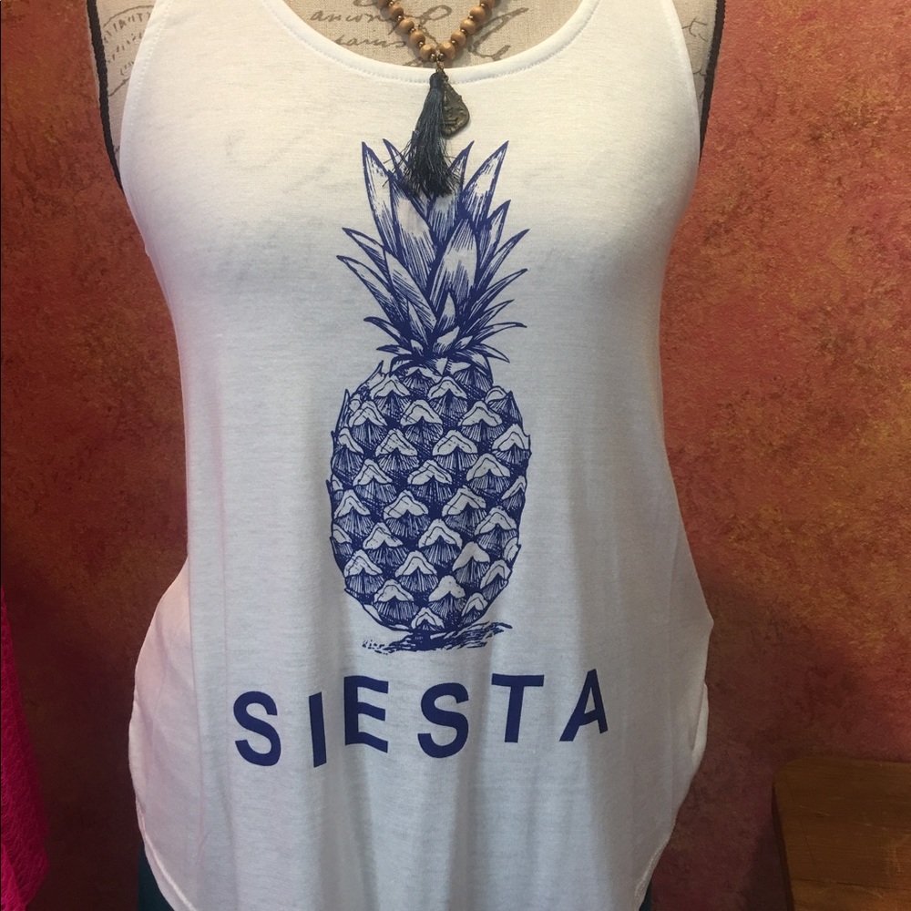 Siesta pineapple tee shirt