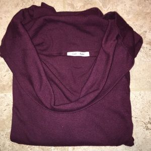 Maroon sweater