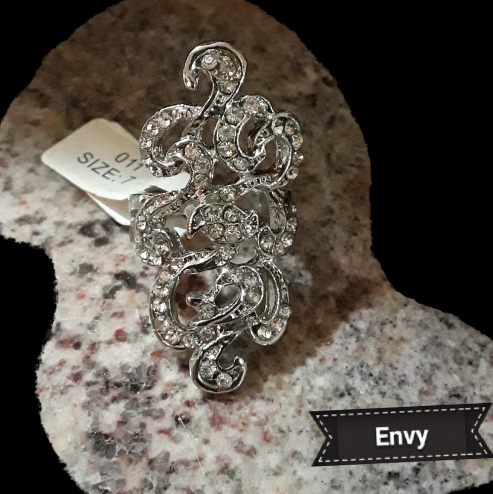 Knuckle ring