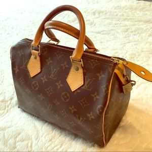 100% authentic Louis Vuitton Speed 25