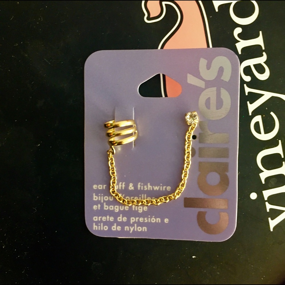 Gold earcuff