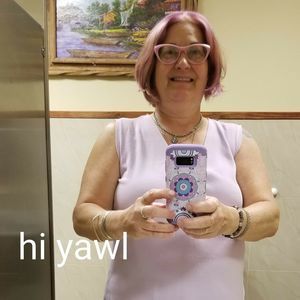 Meet your Posher, Lynn