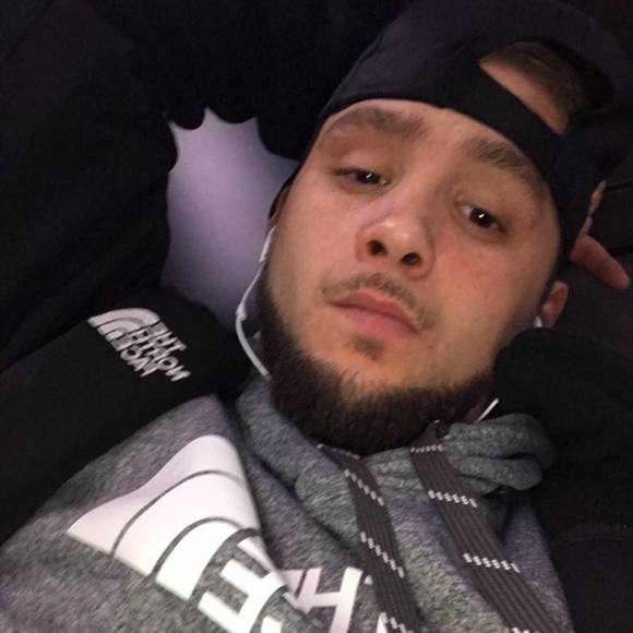 Meet your Posher, Aaron - Picture 1 of 1