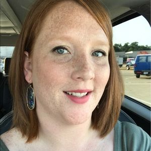 Meet your Posher, Megan