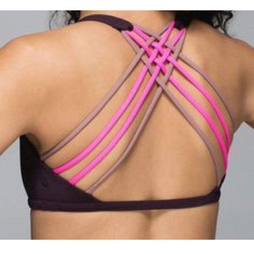 Lululemon free to be wild bra