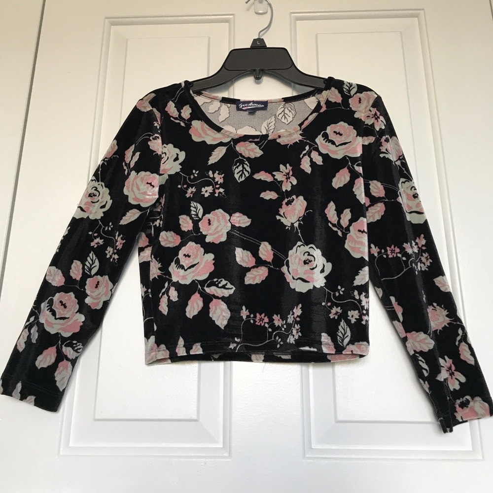 Freshman floral print velvet crop top