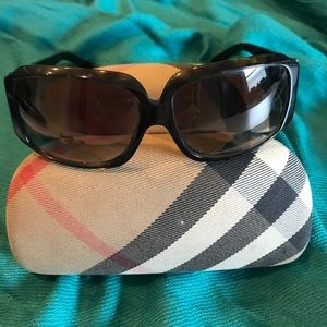 Burberry sunglasses