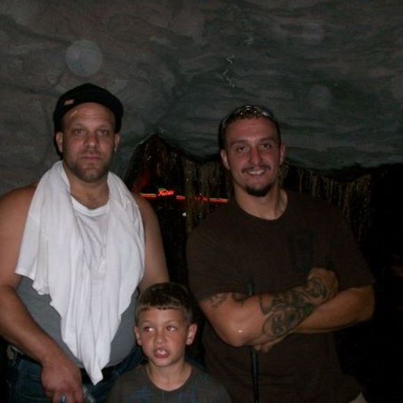 Meet your Posher, Carlos - Picture 1 of 1