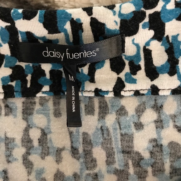 Daisy Fuentes Splatter Banded-Bottom Top - Picture 7 of 8