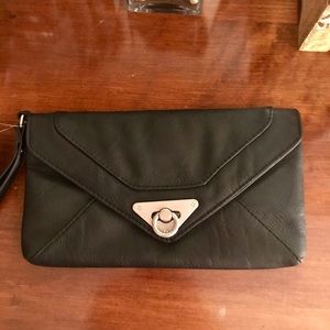 Black Clutch