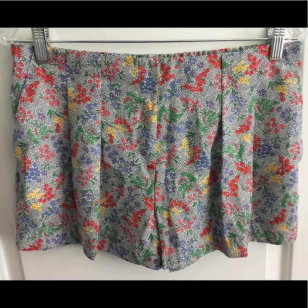 Zara printed shorts medium NEVER WORN