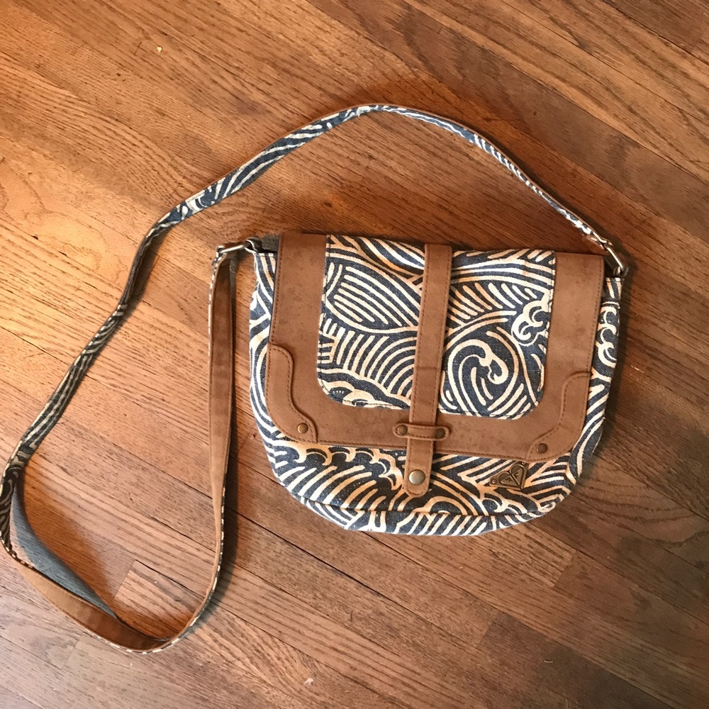 Roxy purse