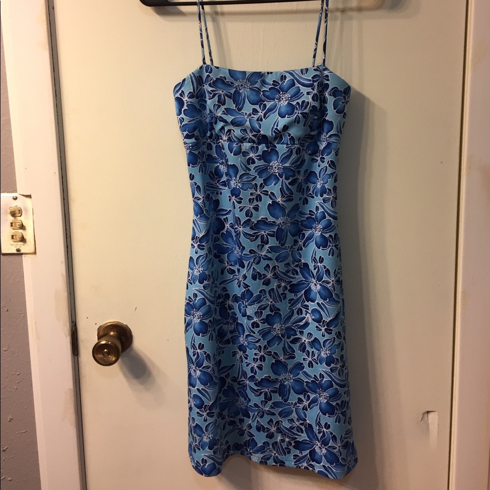 Blue floral dress size Small