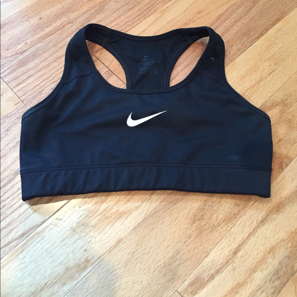 Nike xs