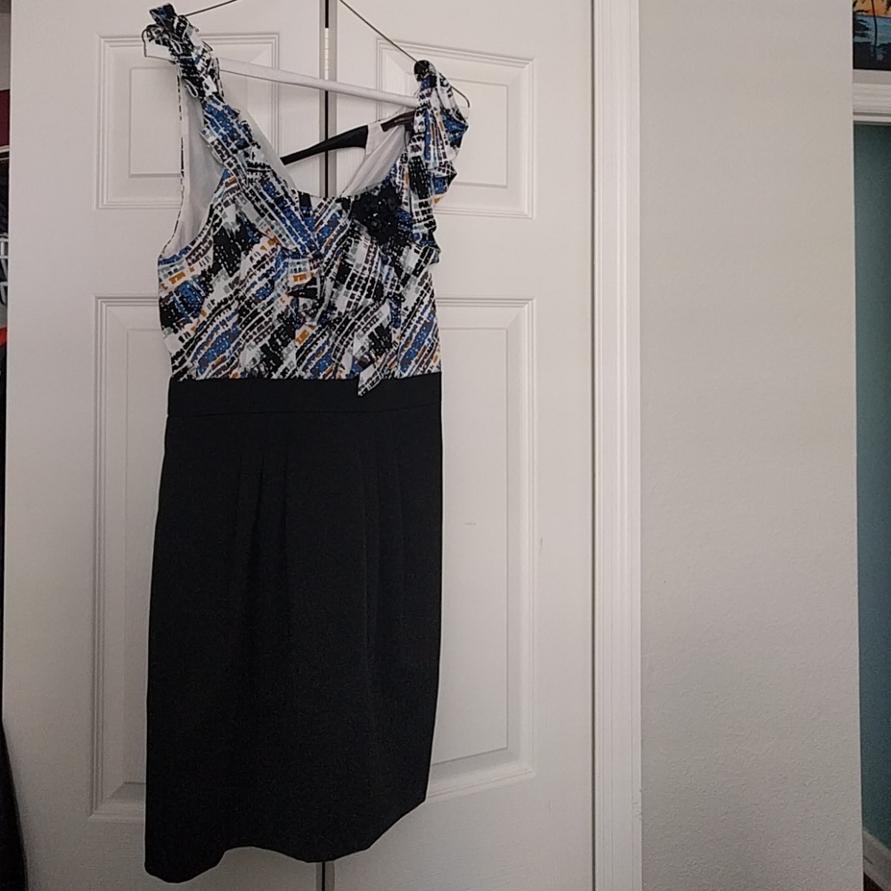 Beautiful bcbg two tone cocktail dress.