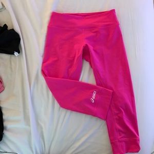 Hot pink cropped work out pants