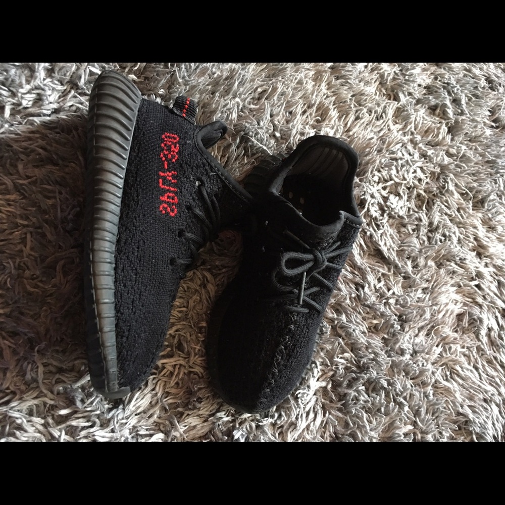 My sons Yeezys size 9c  he can't fit them anymore