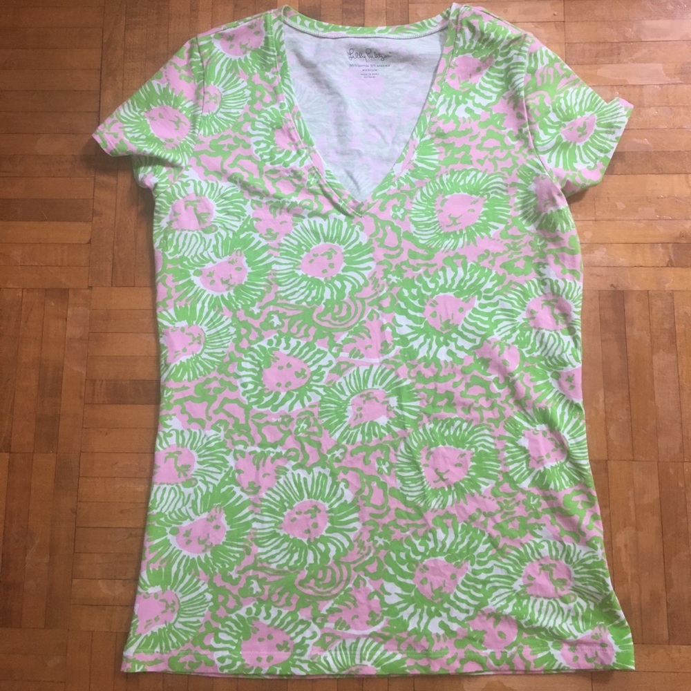 Lilly Pulitzer Lion in the Sun top!