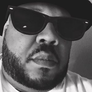 Meet your Posher, Mitchell