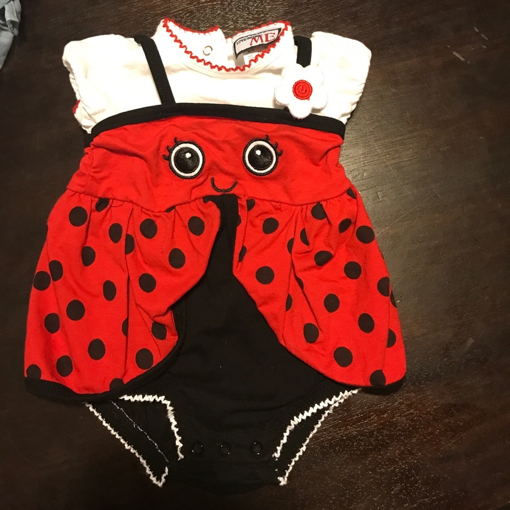 Baby clothes