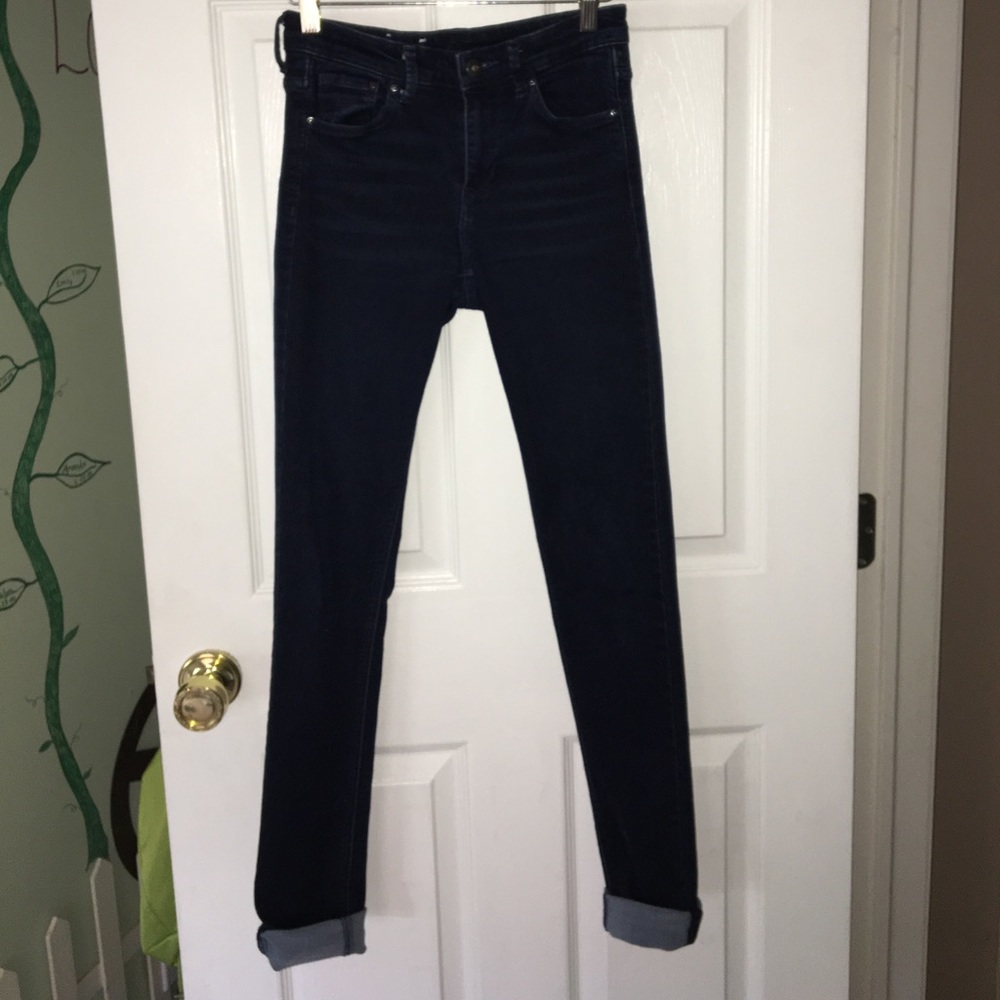 High waisted denim jeans