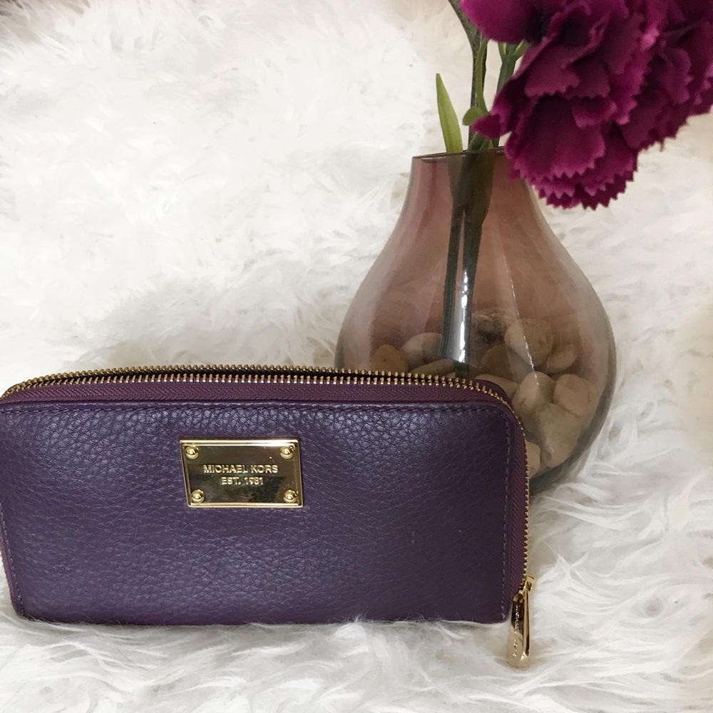 NEW Michael Kors Wallet🔮