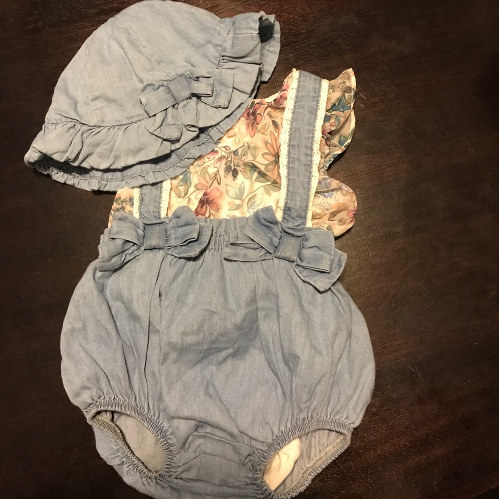 Baby clothes