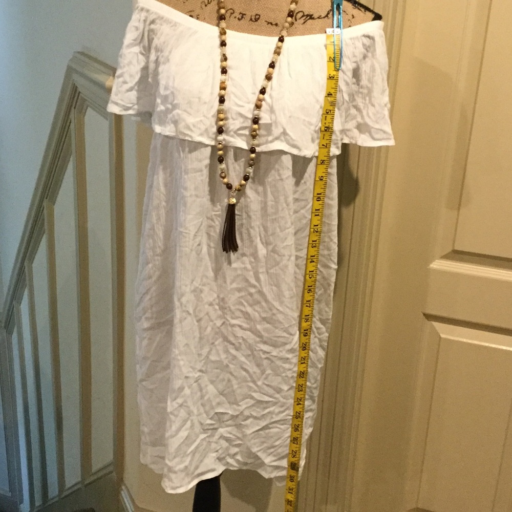 Dress ๐ - Picture 2 of 3