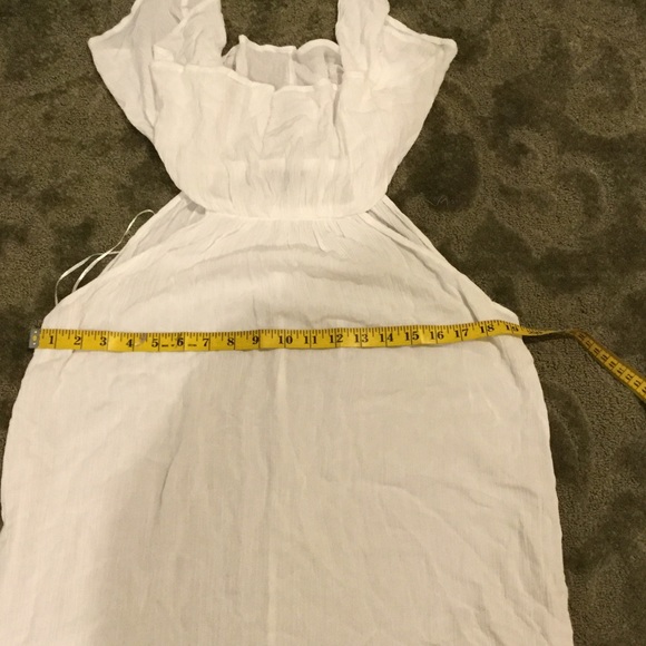 Dress 💕 - Picture 3 of 3