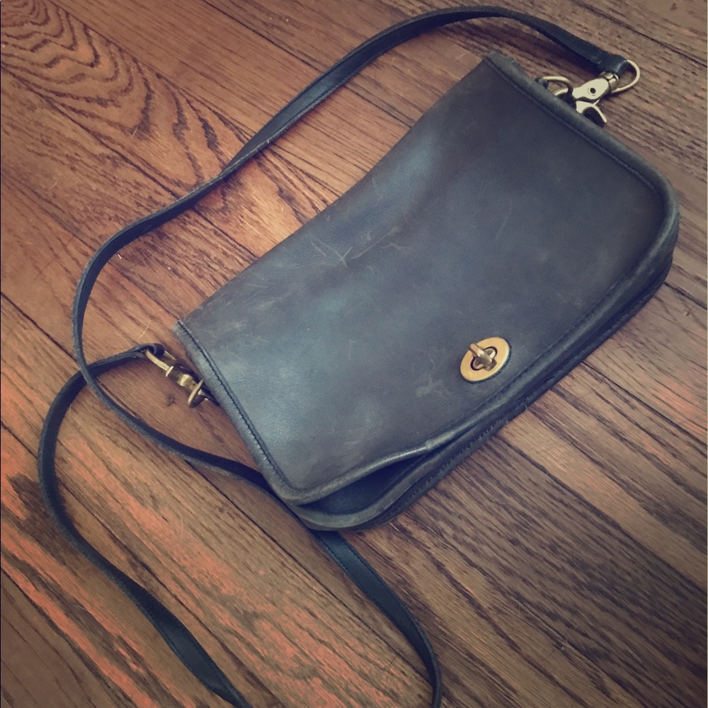 Vintage Coach Leather Cross Body Bag Black