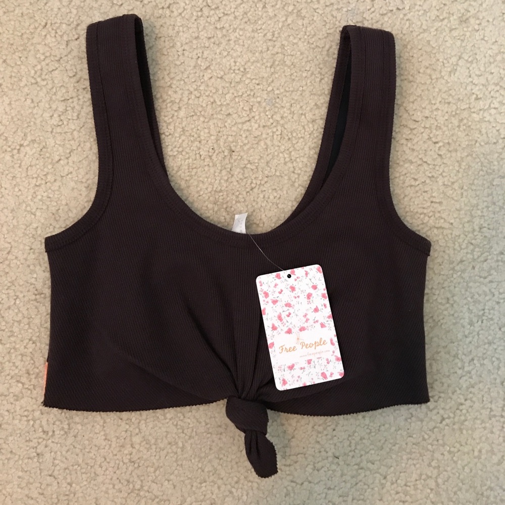 ⭐️BRAND NEW ⭐️Bra/crop top