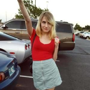 Meet your Posher, Madeline