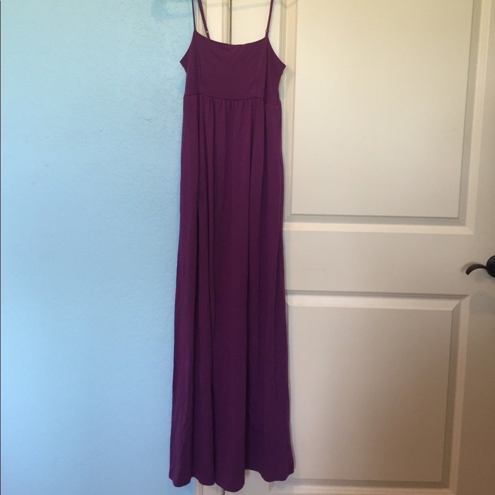 Purple maxi dress with pockets
