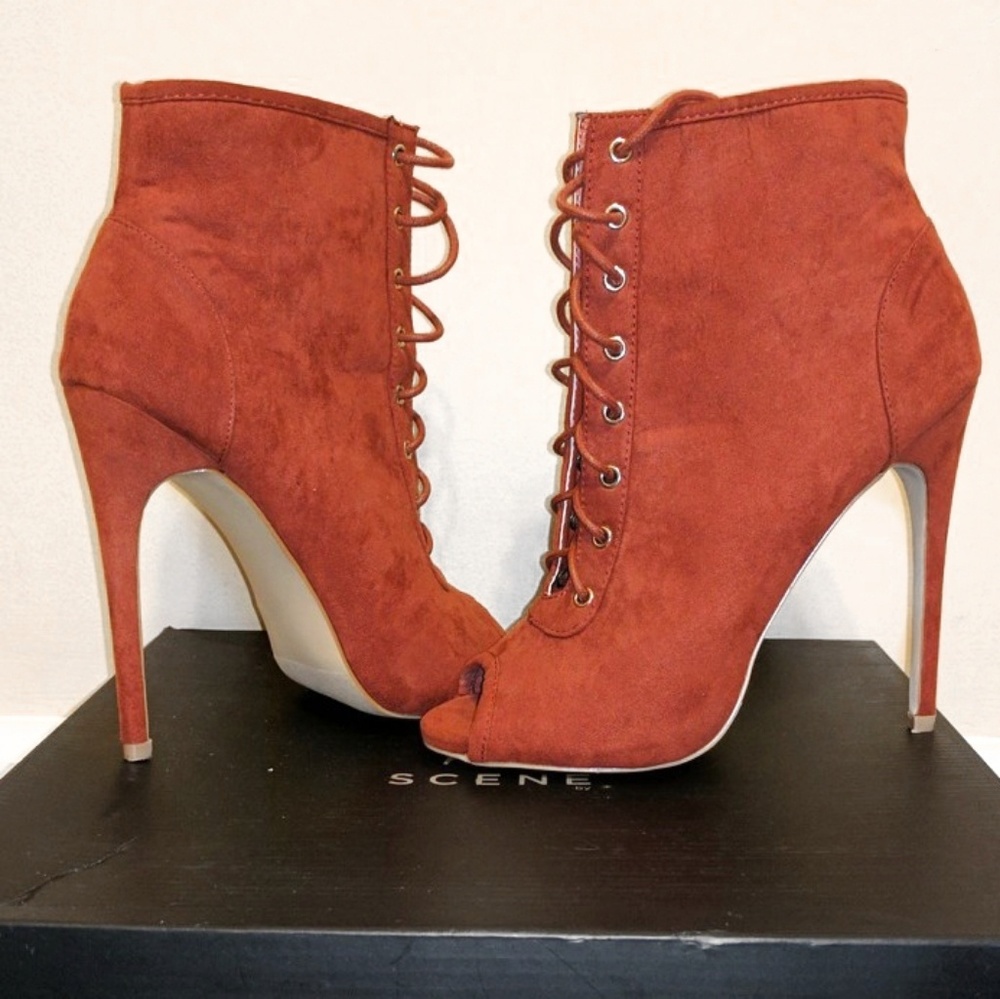 ✨Rust Open Toed Lace Up Heels✨