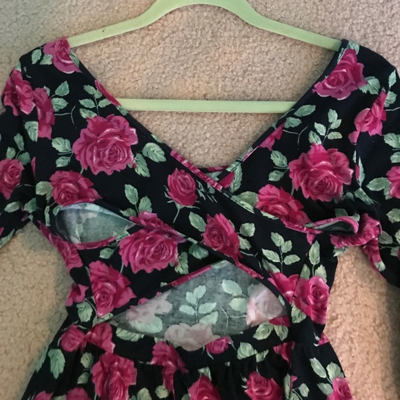 Adorable 3/4 Sleeve Floral Mini Dress - Picture 7 of 7