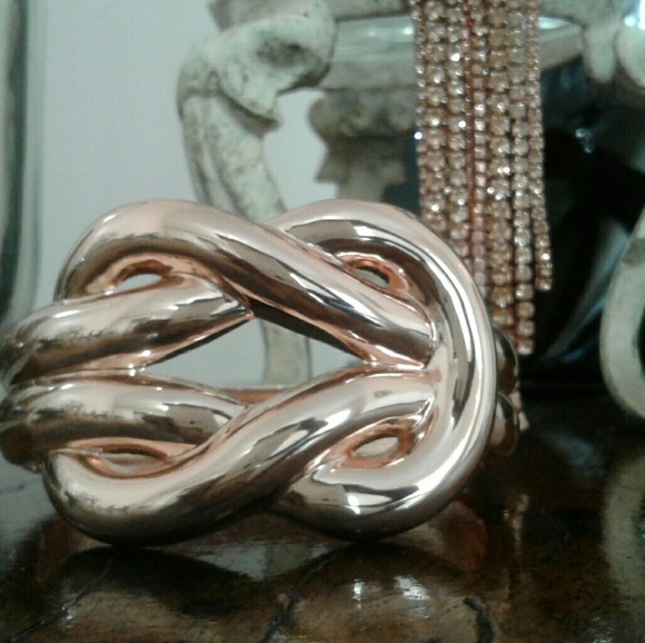 Pink Rhinestone set. - Picture 4 of 4