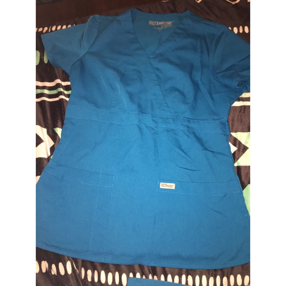 Greys Anatomy scrub set