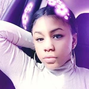 Meet your Posher, Jasmine