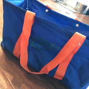 Gator tote