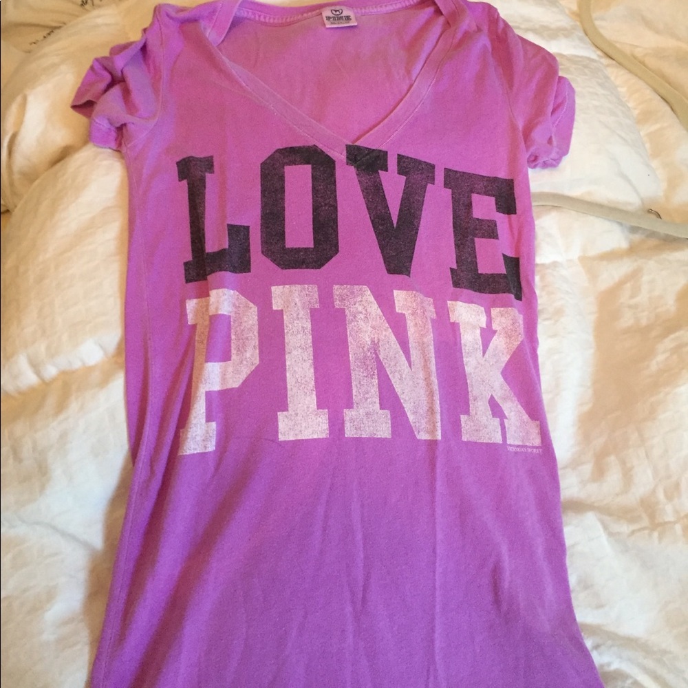 Victoria's Secret Pink T-shirt.