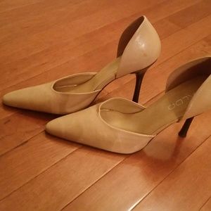Aldo beige leather shoes