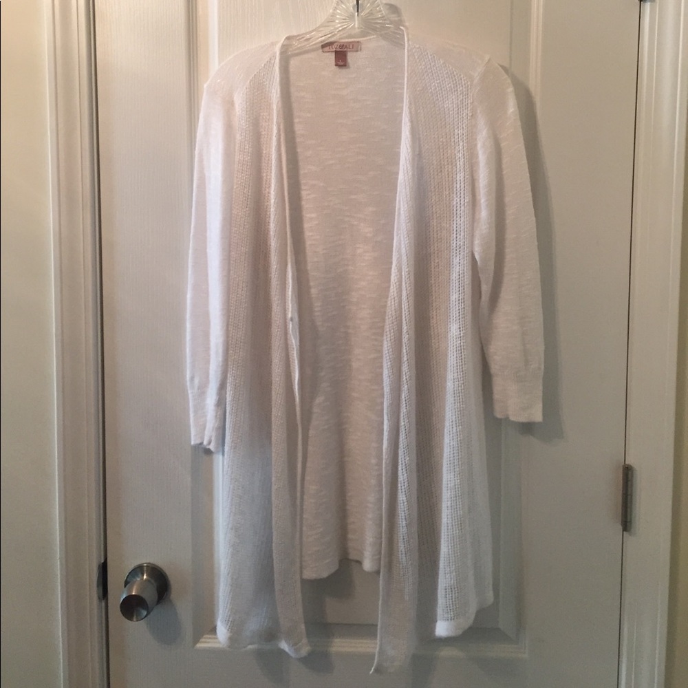 FOZ & ALI cardigan light weight sweater
