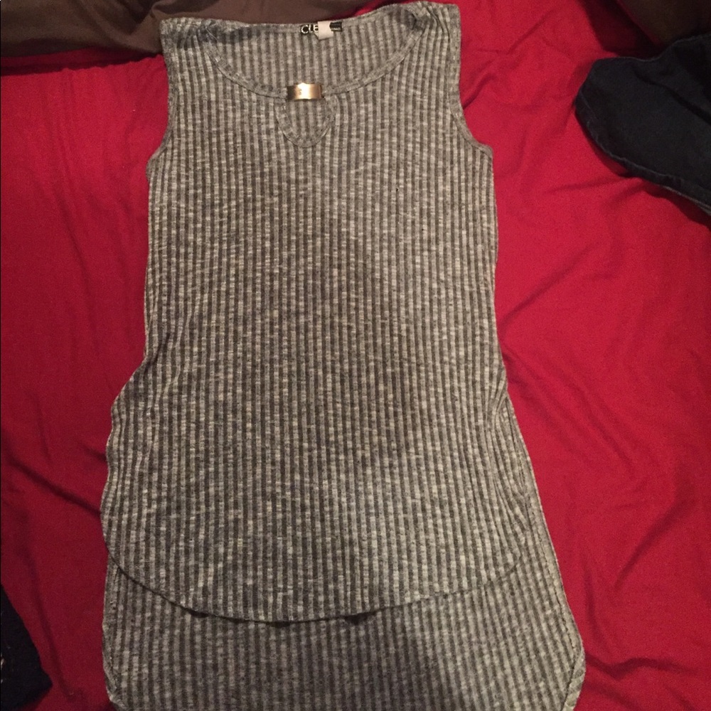 Grey tank