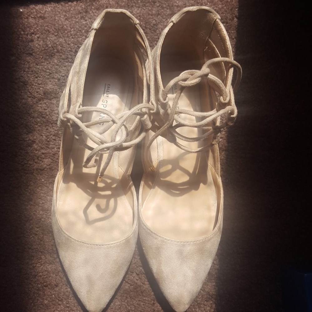 Call it springs yoniel flats