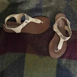 Creme Michael Kors Sandals