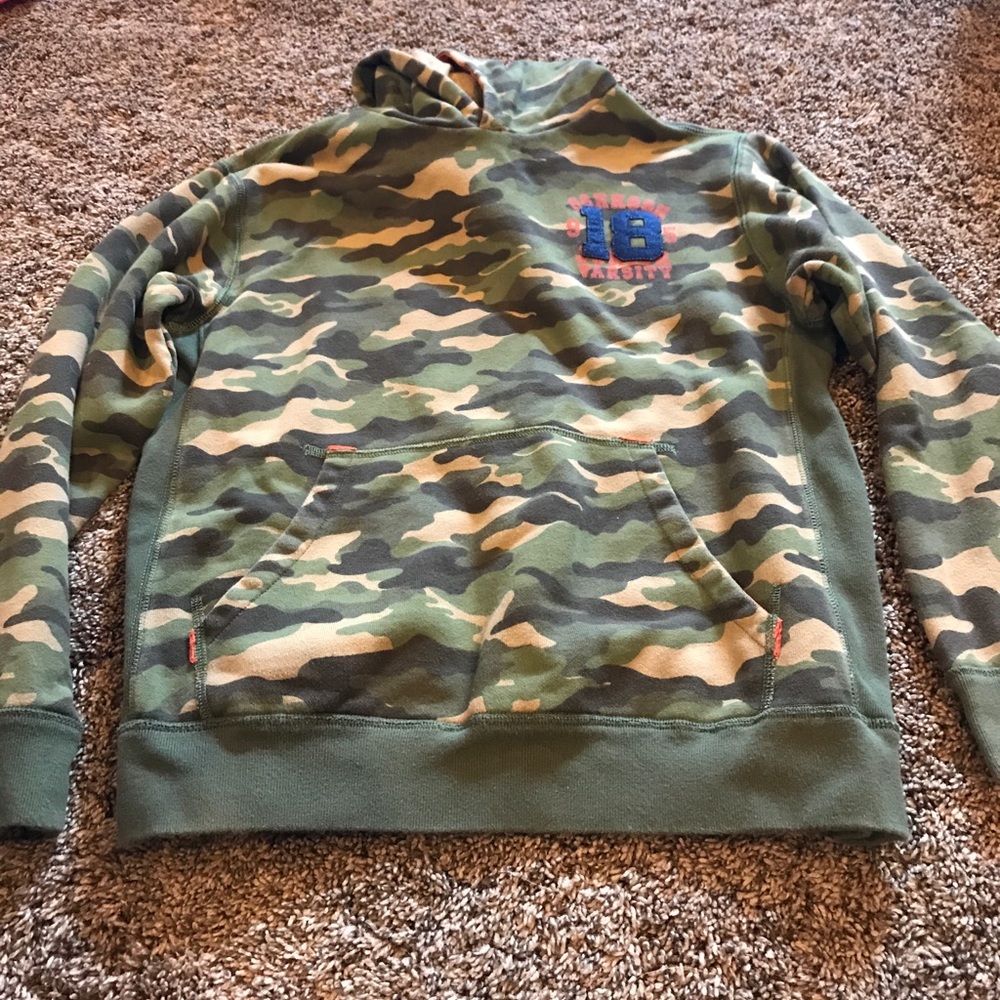 Sweat shirt