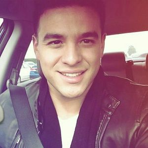 Meet your Posher, Santos