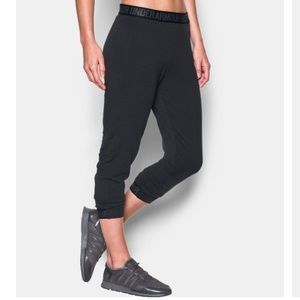 Under Armour Featherweight Fleece Crop