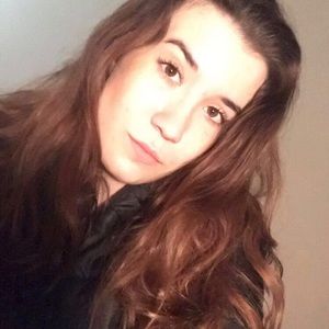 Meet your Posher, Claire