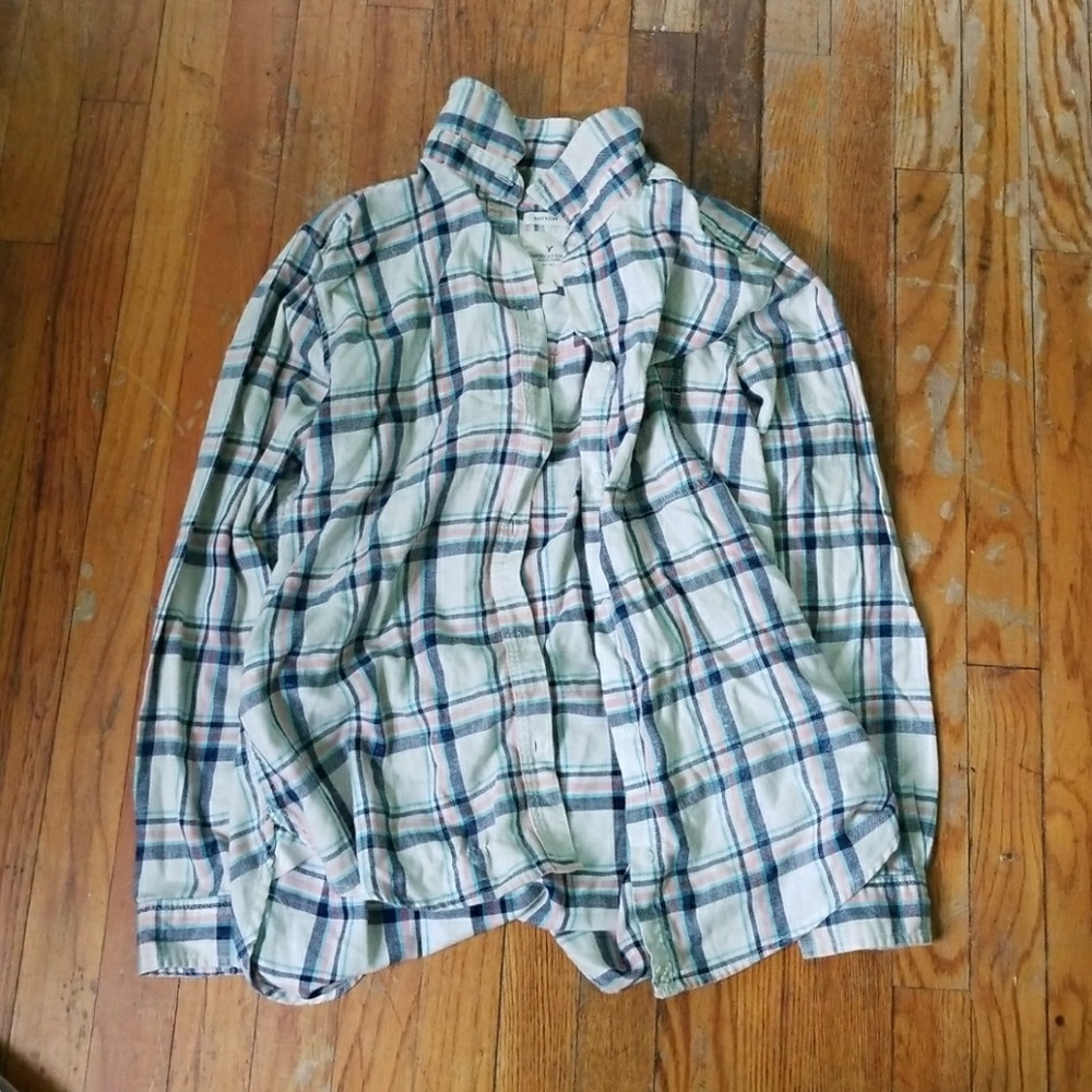 Plaid long sleeve boyfriend fit shirt (button up)